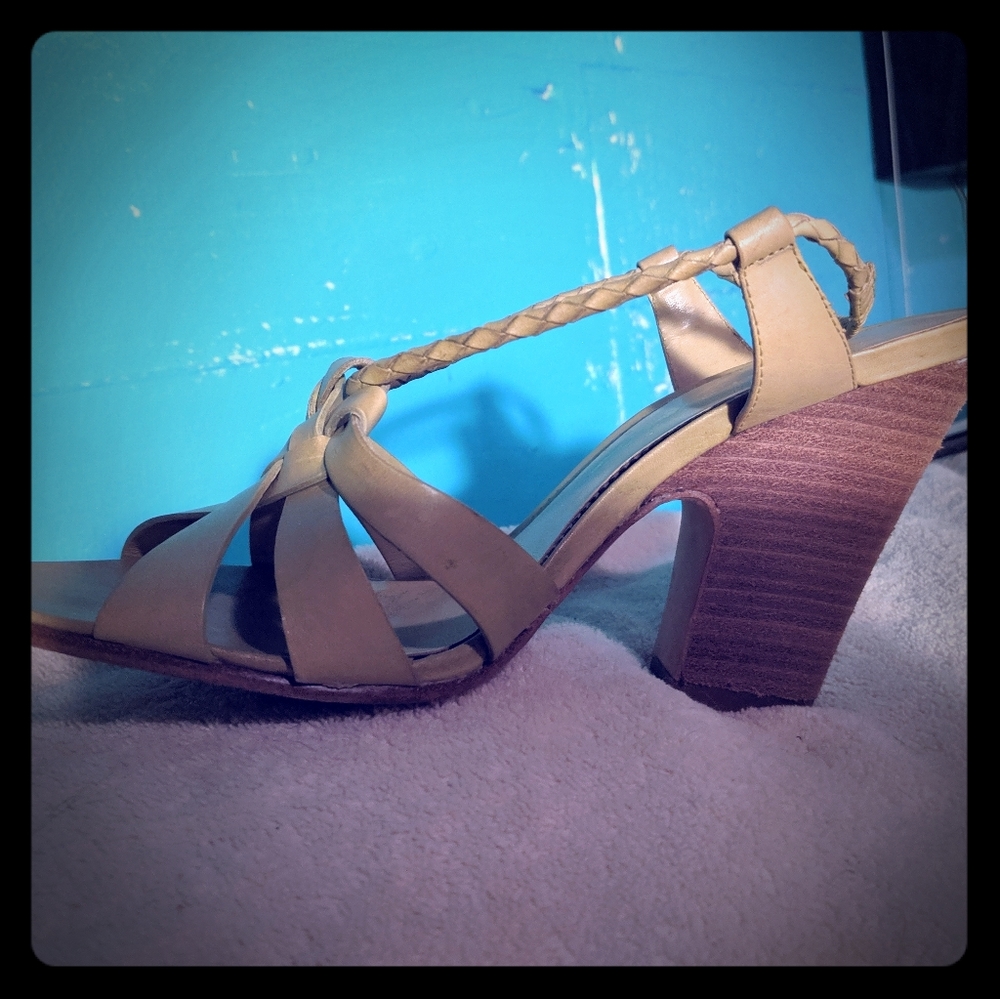 Vince Camuto Imagine stacked heel sandal 6.5